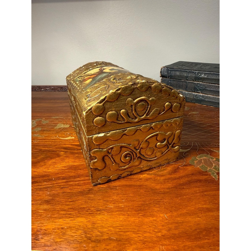 Vintage Gold Trinket Box with Mother and Child Art - Picture 7 of 17